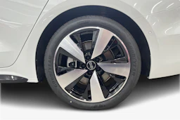met. valkoinen Audi A5 2026 kuva 9.