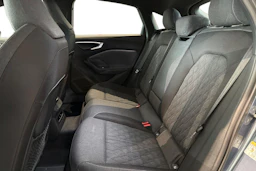 met. sininen Audi A5 2026 kuva 8.
