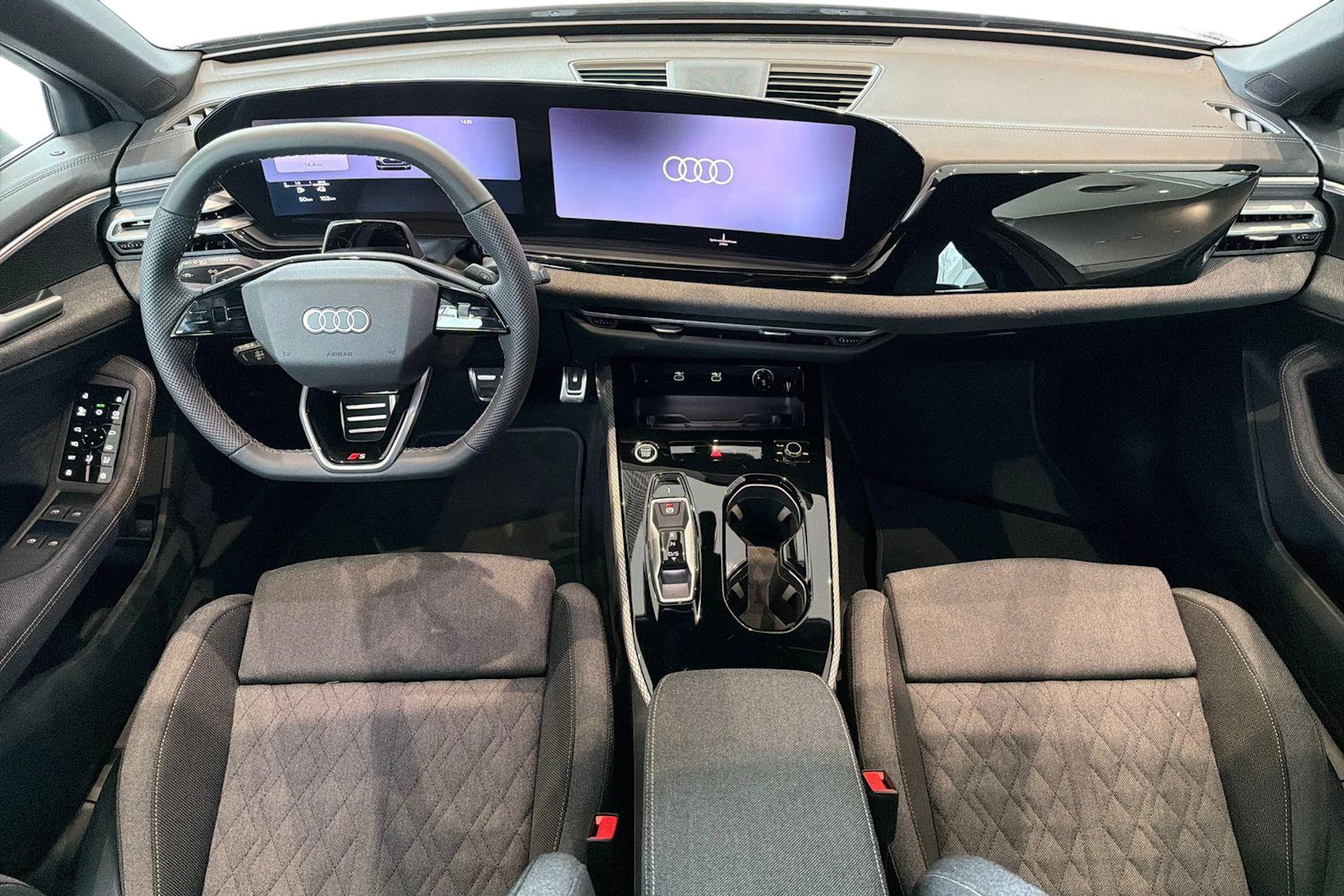 harmaa Audi A5 2026 kuva 7.