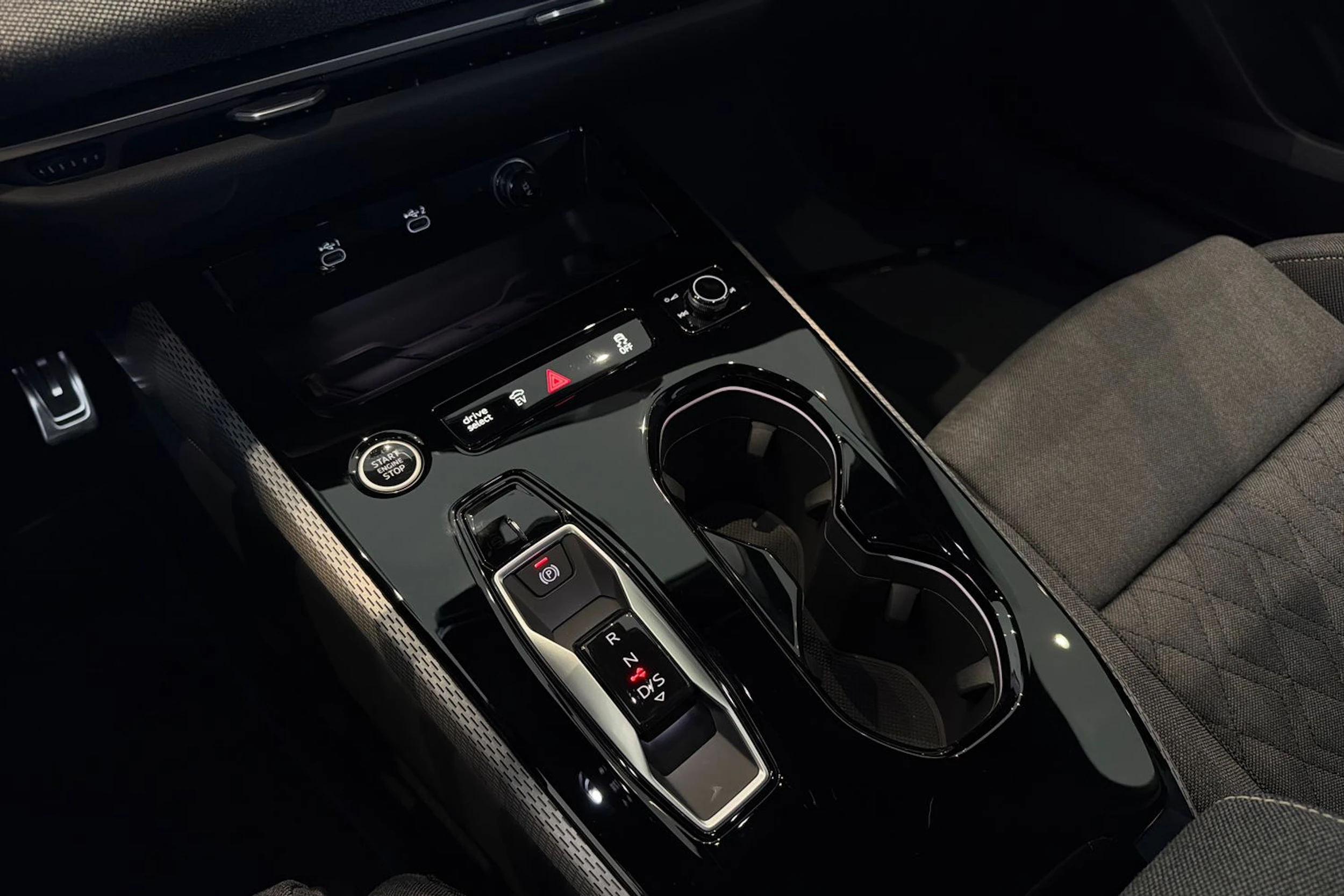 harmaa Audi A5 2026 kuva 20.