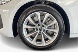 valkoinen Audi A5 2026 kuva 9.