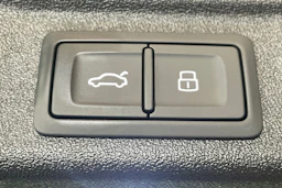 valkoinen Audi A5 2026 kuva 14.