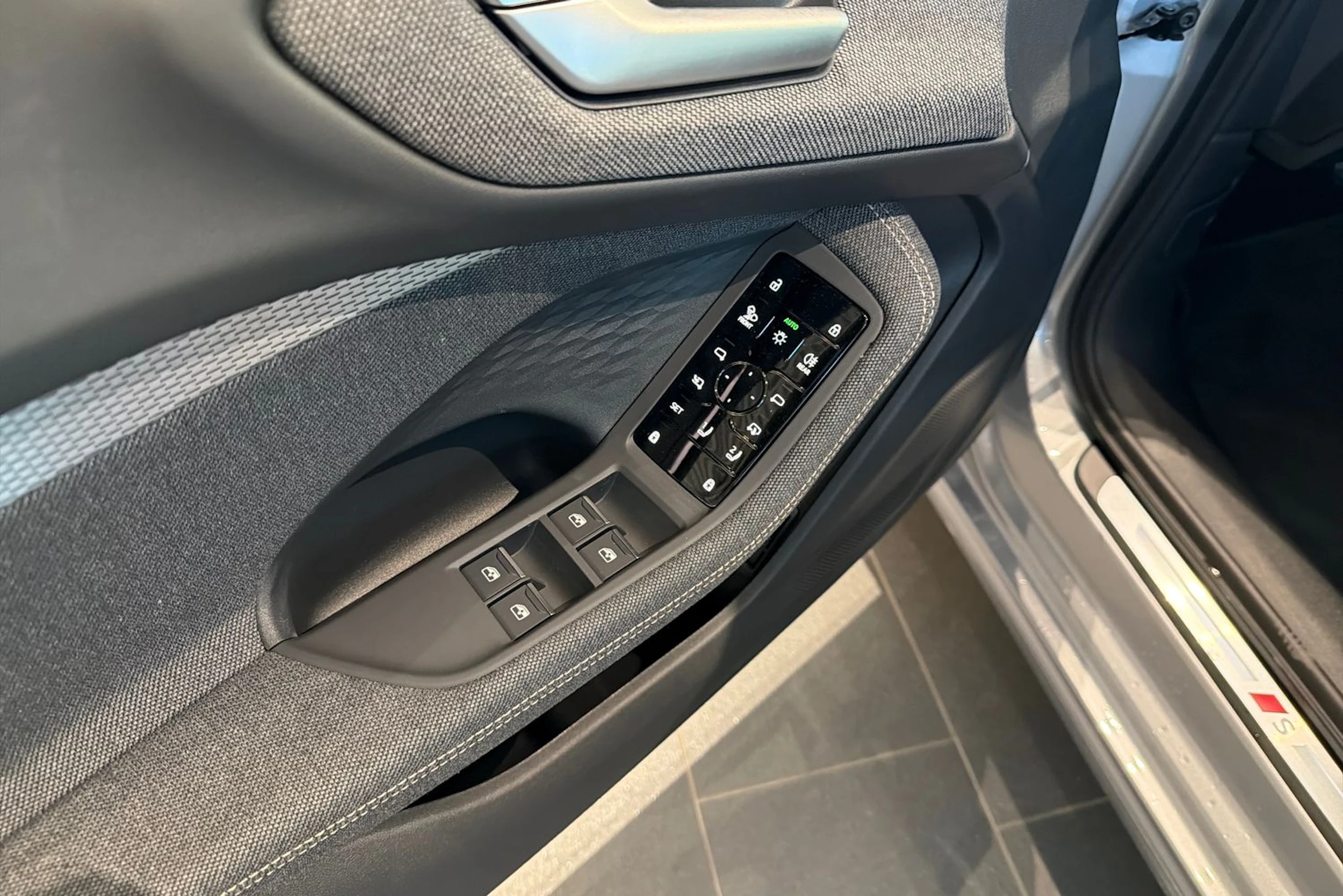 harmaa Audi A5 2026 kuva 11.