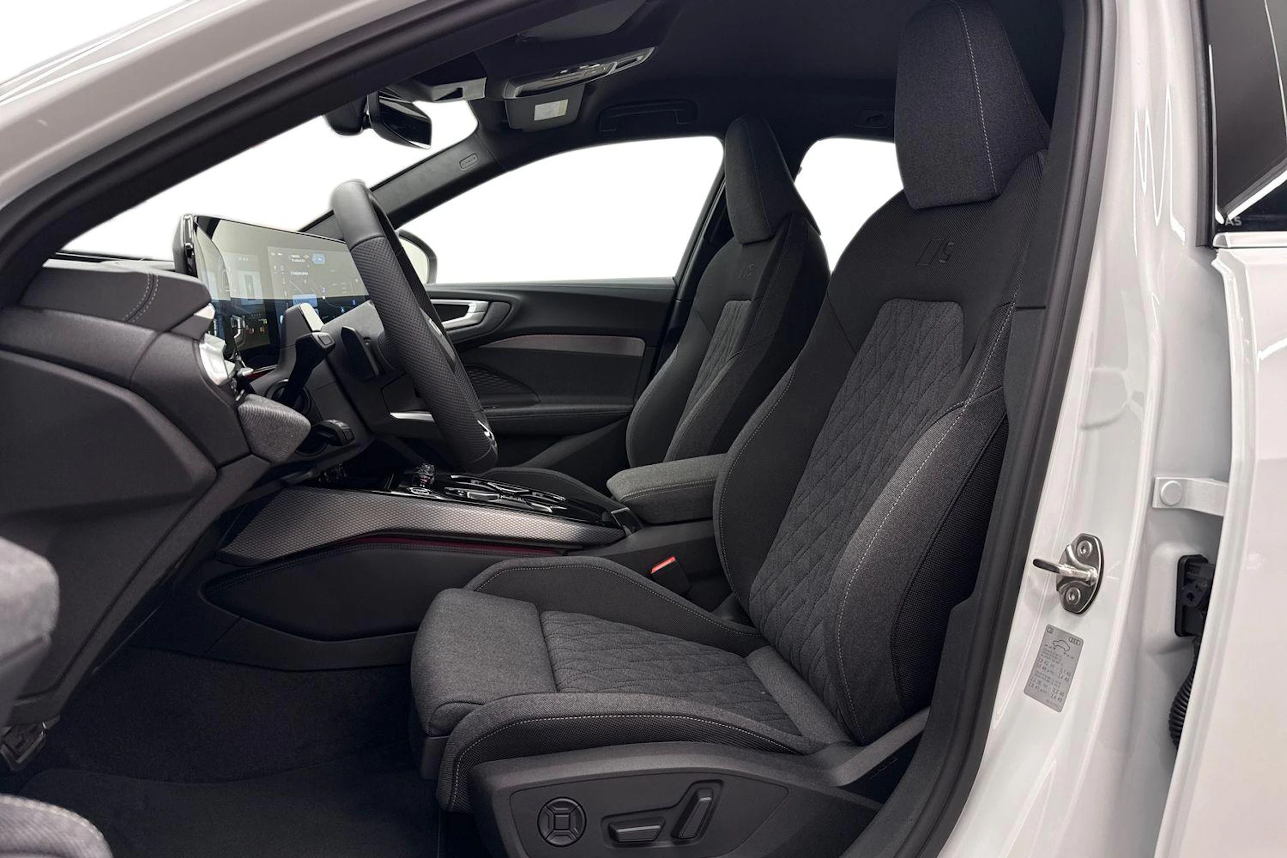 met. valkoinen Audi A5 2026 kuva 8.