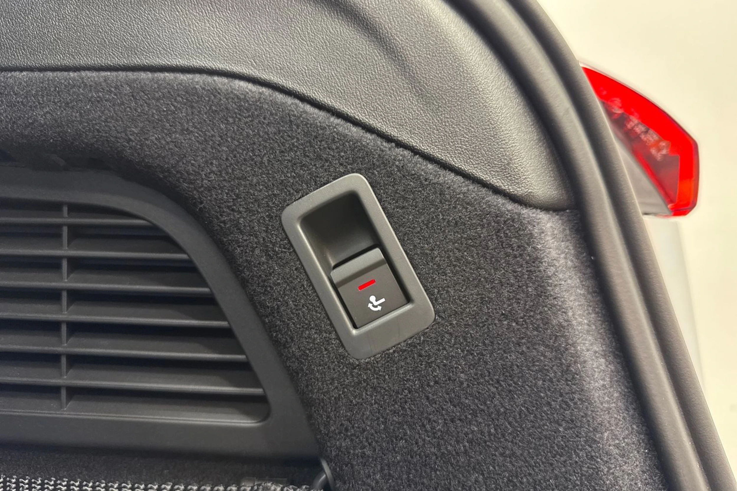 met. valkoinen Audi A5 2026 kuva 13.