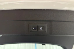 met. valkoinen Audi A5 2026 kuva 14.