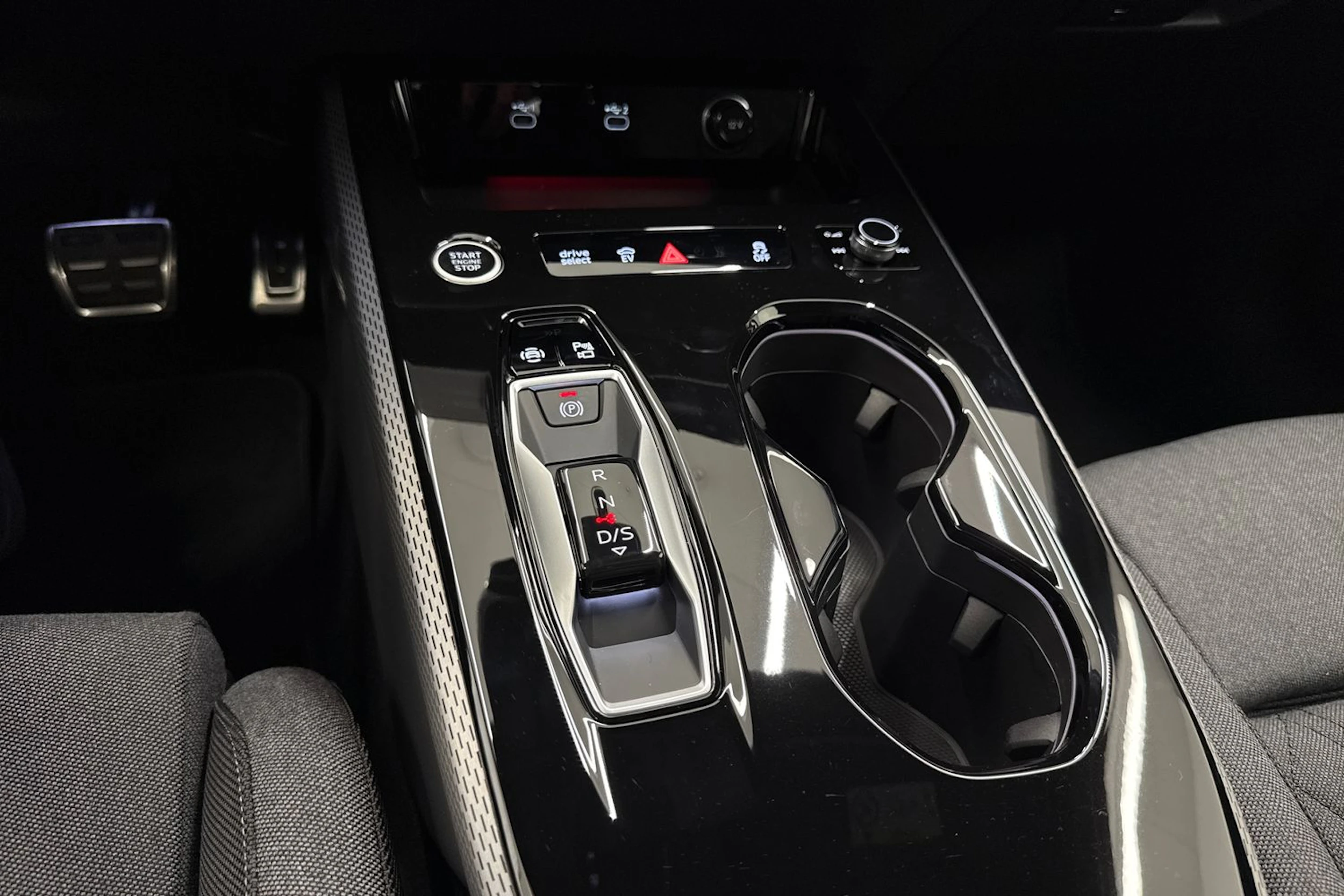 met. valkoinen Audi A5 2026 kuva 25.