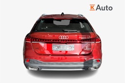 punainen Audi A5 2026 kuva 3.