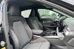 musta Audi A5 2026 kuva 14.