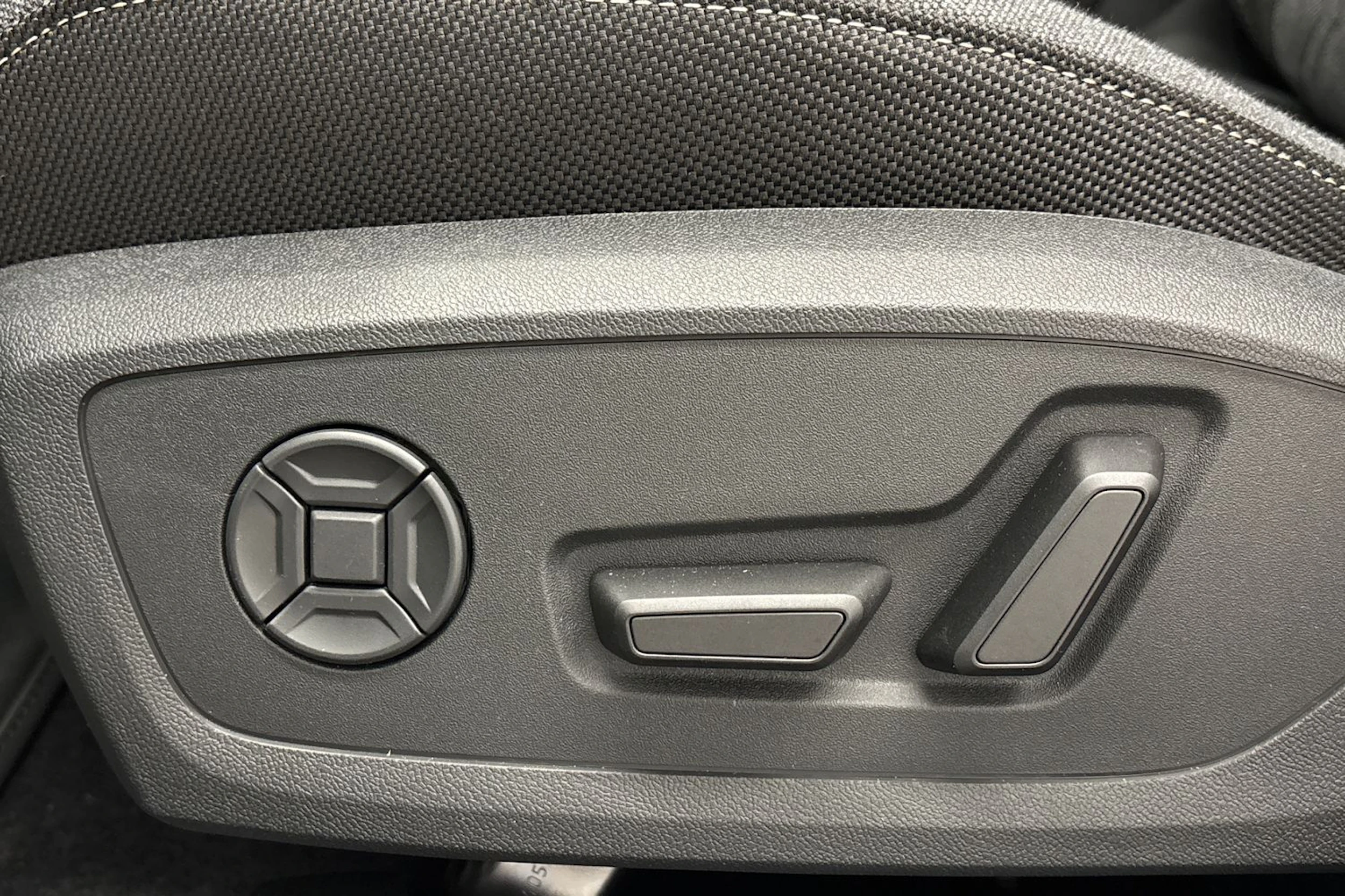 met. valkoinen Audi A5 2026 kuva 12.