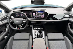 sininen Audi A5 2026 kuva 7.
