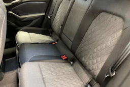 musta Audi A5 2026 kuva 8.