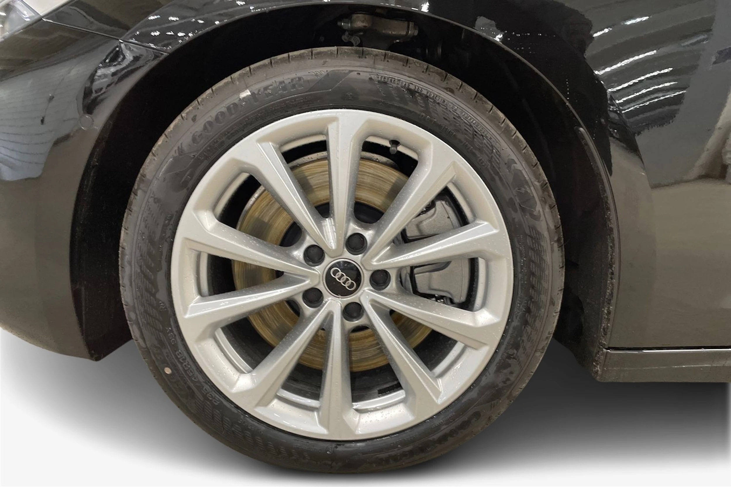 musta Audi A5 2026 kuva 9.