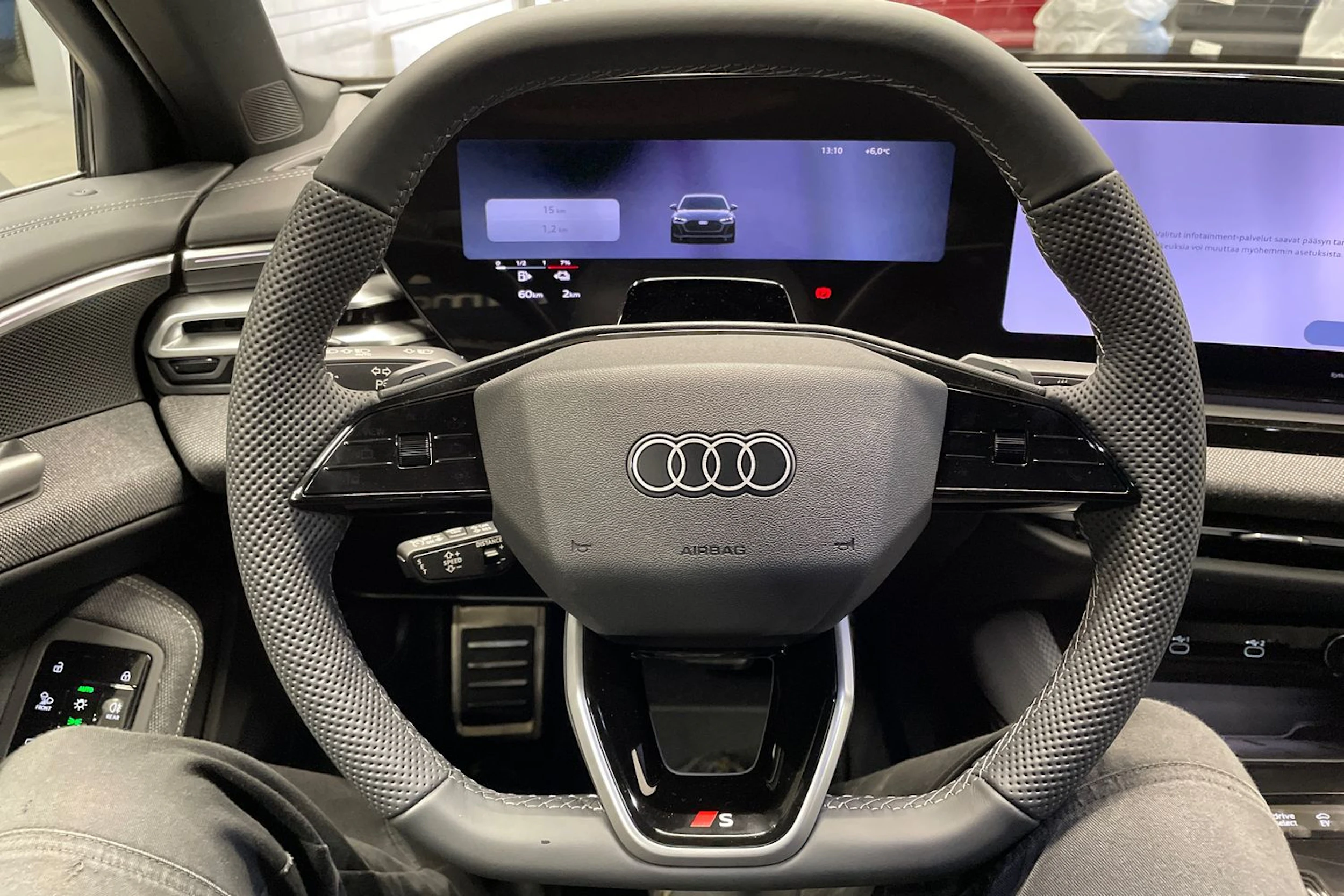 musta Audi A5 2026 kuva 11.