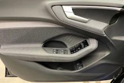 musta Audi A5 2026 kuva 15.