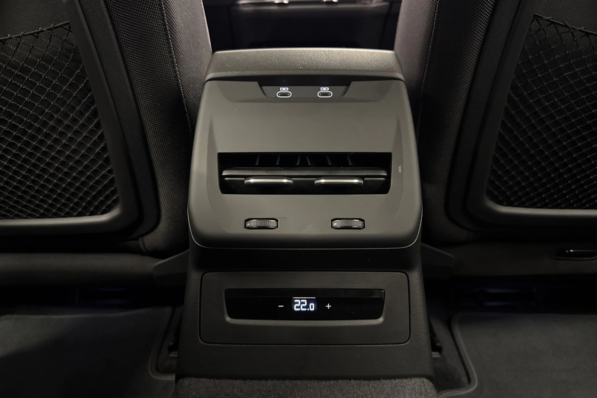 met. harmaa Audi A5 2026 kuva 16.