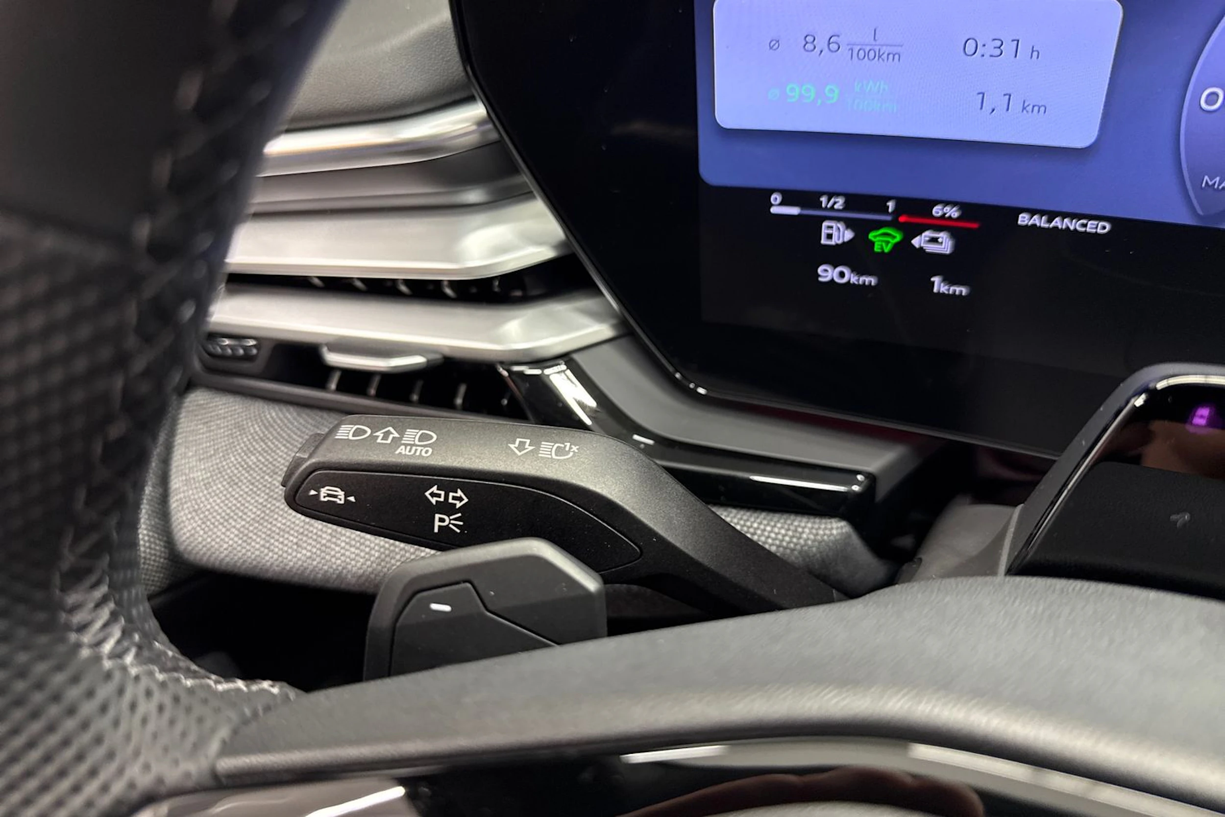 met. harmaa Audi A5 2026 kuva 19.