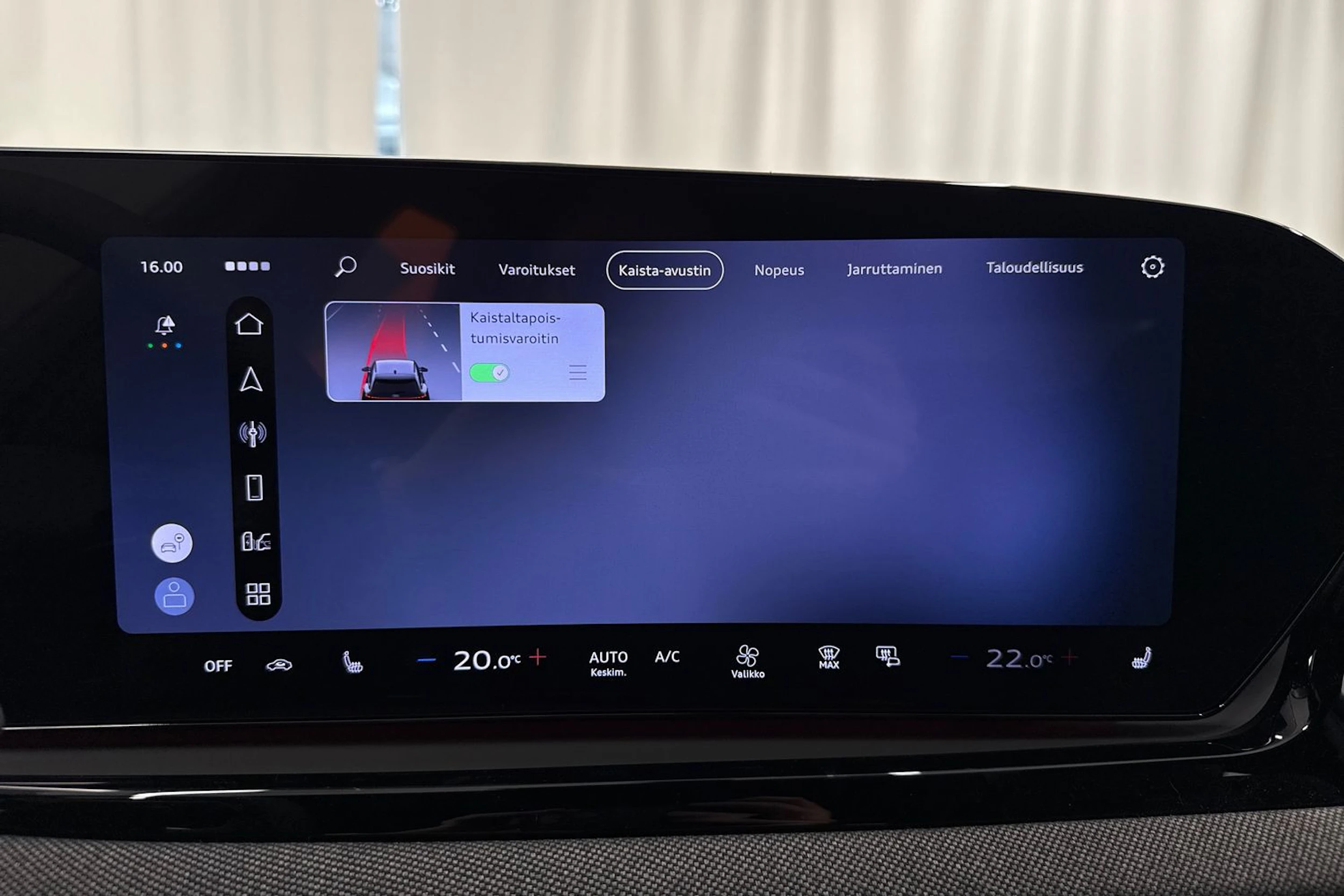 met. harmaa Audi A5 2026 kuva 28.