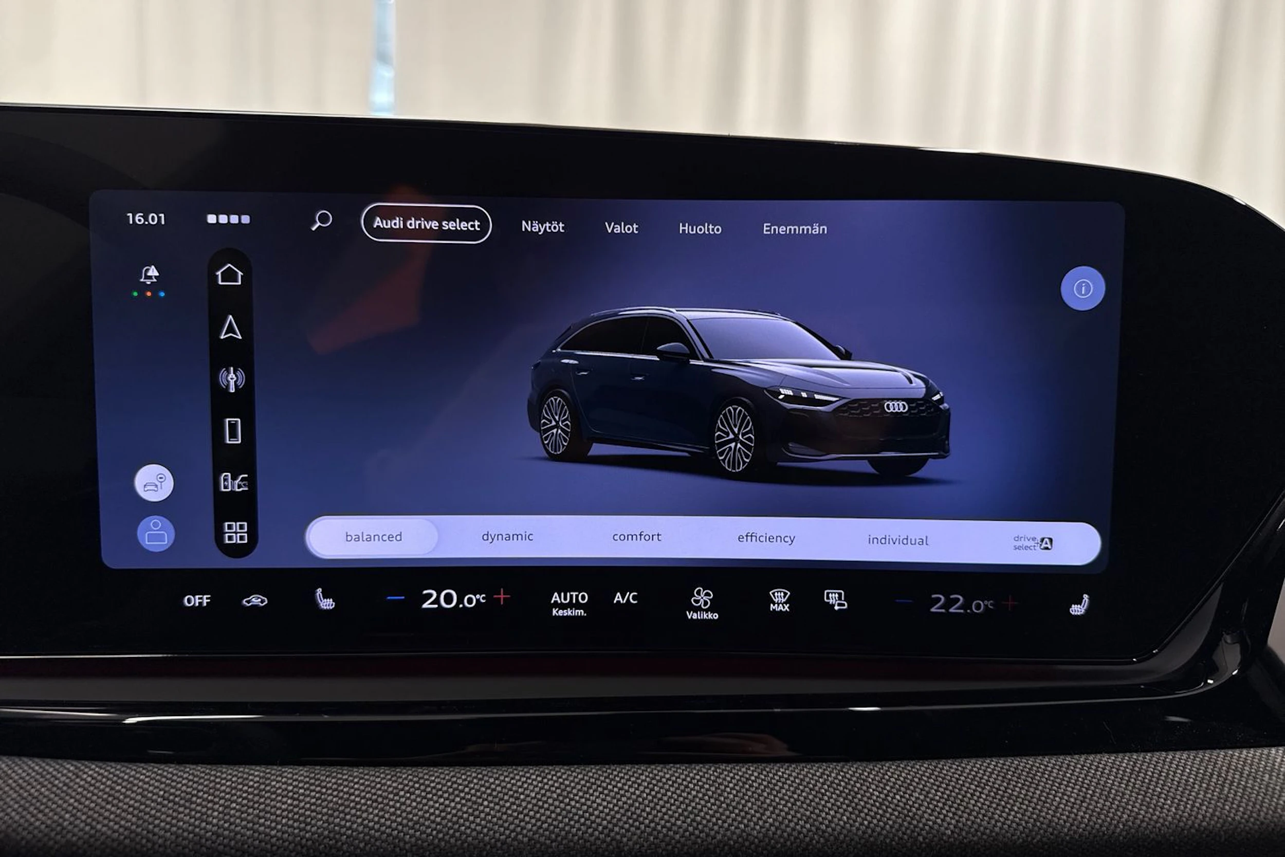 met. harmaa Audi A5 2026 kuva 32.