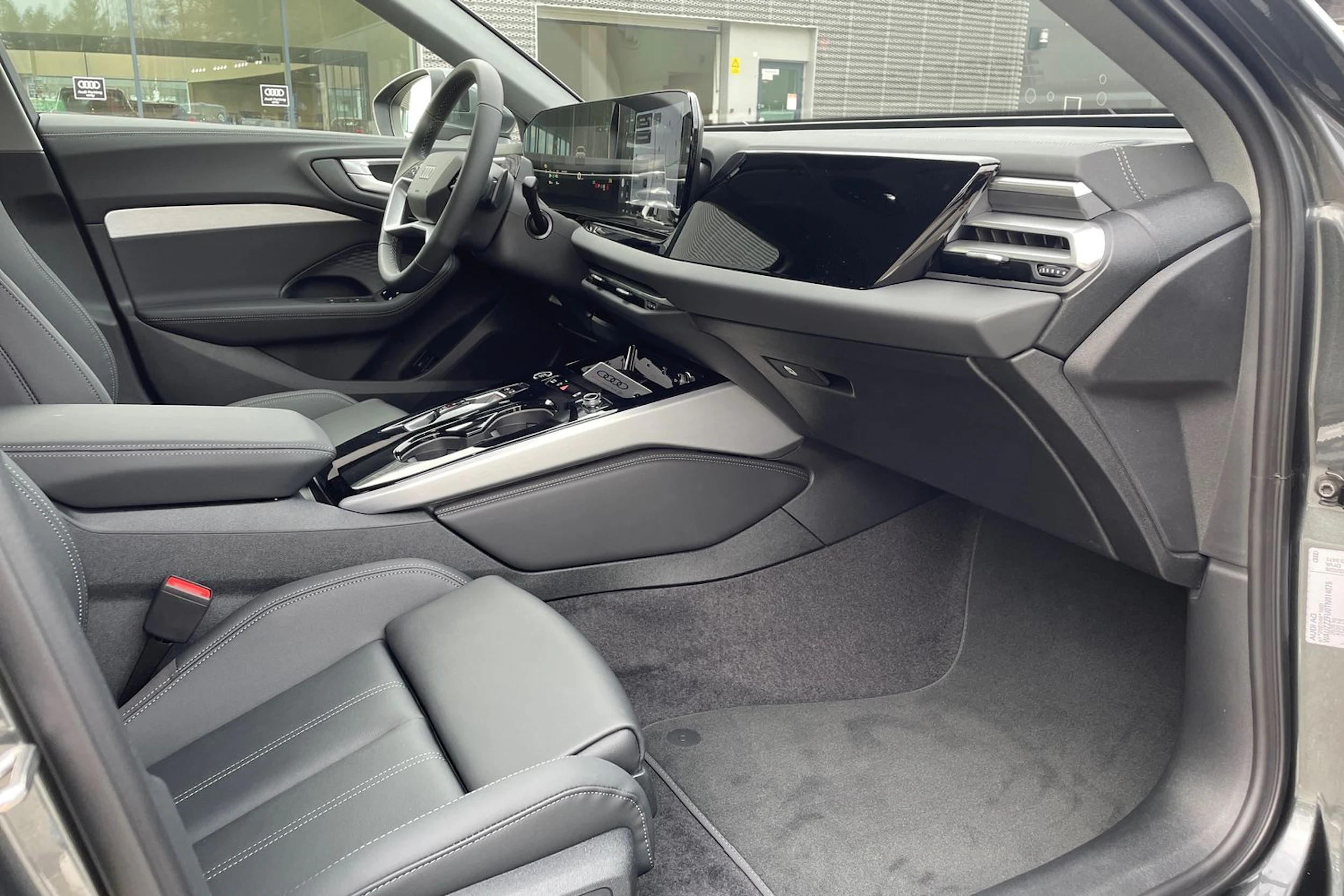 harmaa Audi A5 2026 kuva 17.