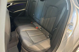 met. harmaa Audi A5 2026 kuva 8.