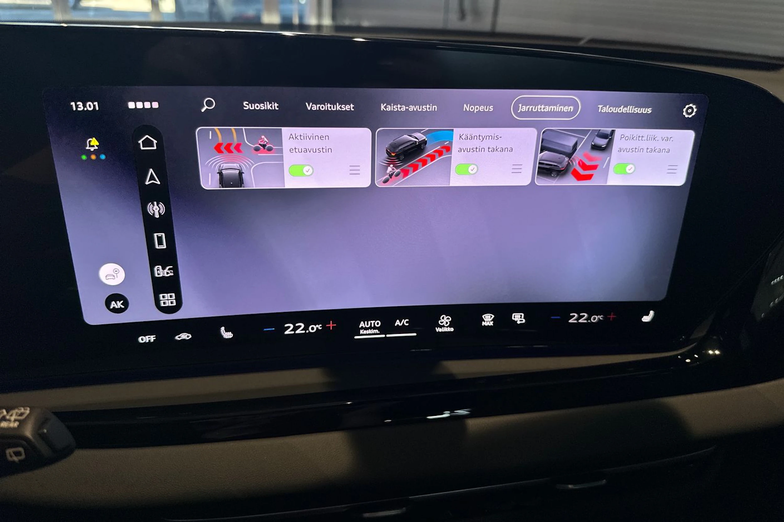 met. harmaa Audi A5 2026 kuva 28.