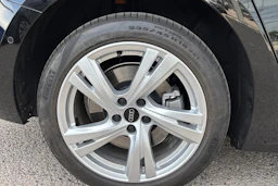 musta Audi A5 2026 kuva 10.