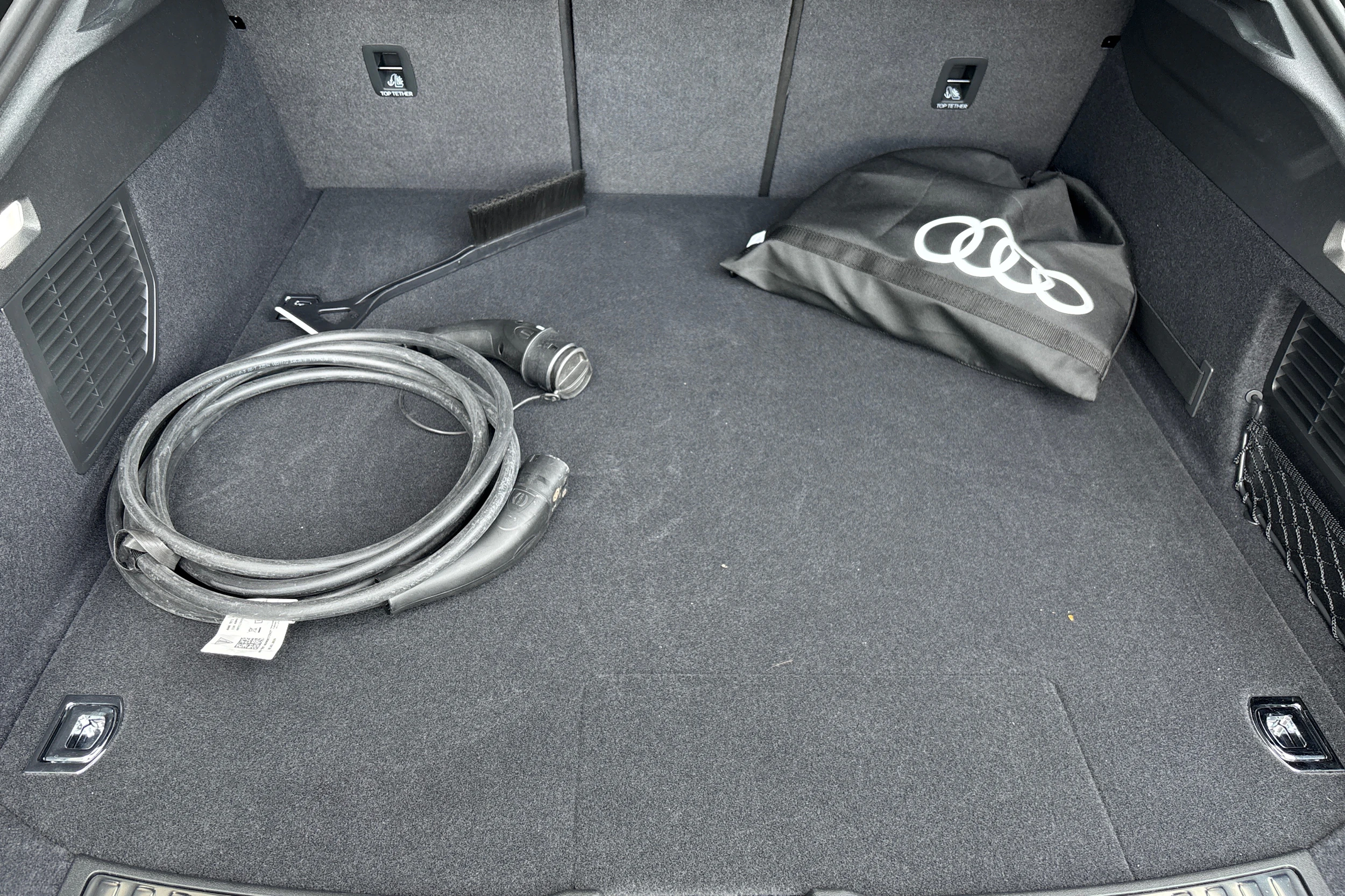 musta Audi A5 2026 kuva 13.
