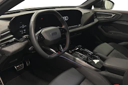 valkoinen Audi A5 Avant 2025 kuva 6.