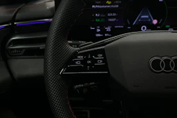 valkoinen Audi A5 Avant 2025 kuva 11.