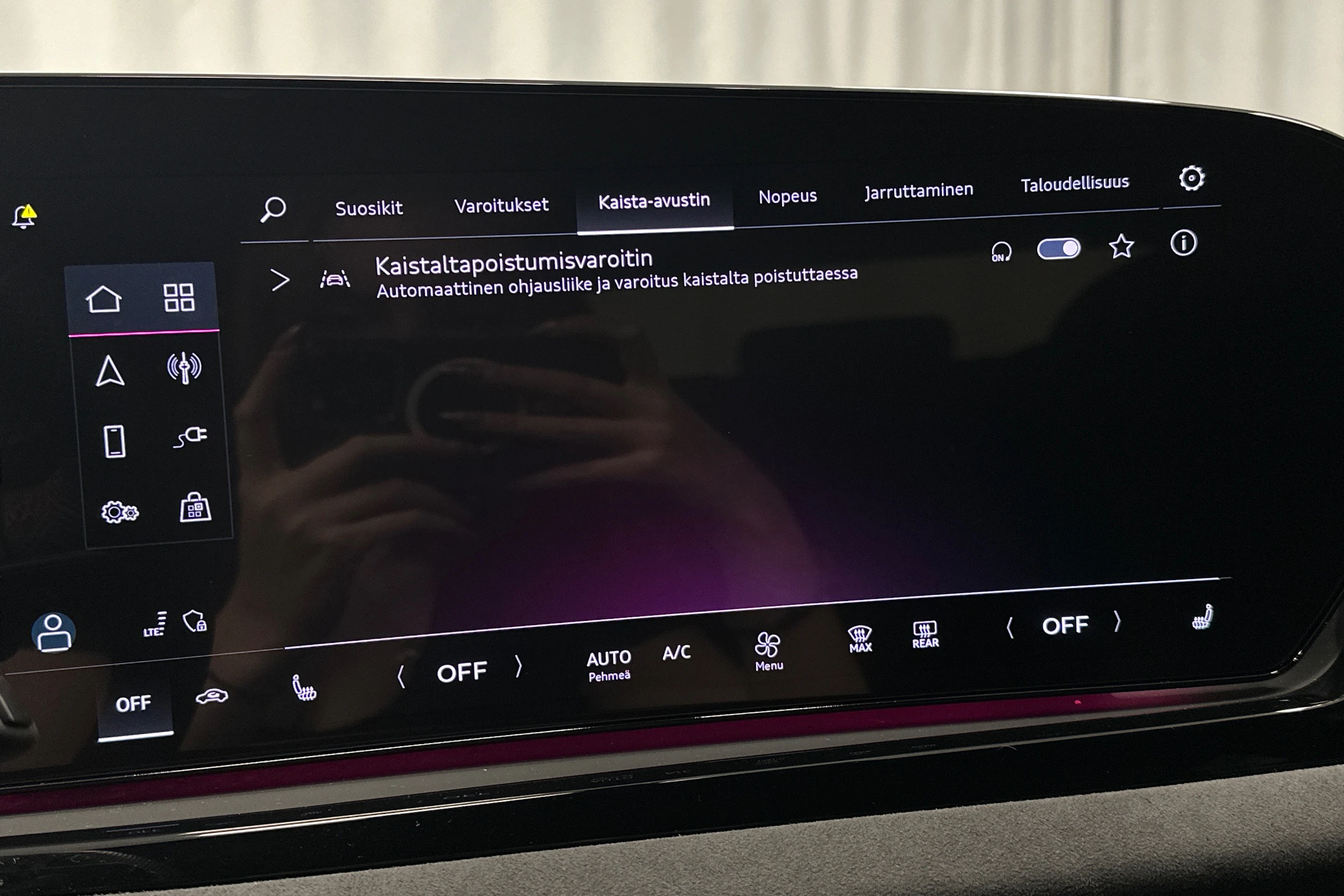 valkoinen Audi A5 Avant 2025 kuva 25.