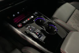 valkoinen Audi A5 Avant 2025 kuva 33.
