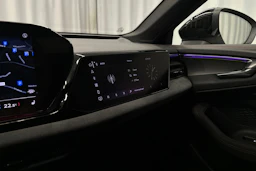 valkoinen Audi A5 Avant 2025 kuva 36.