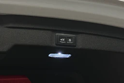 valkoinen Audi A5 Avant 2025 kuva 43.