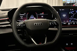 punainen Audi A5 Avant 2025 kuva 19.