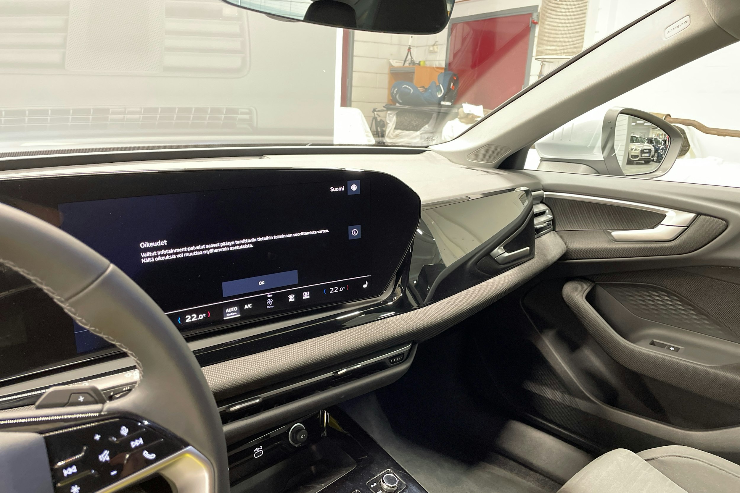 harmaa Audi A5 Avant 2025 kuva 15.