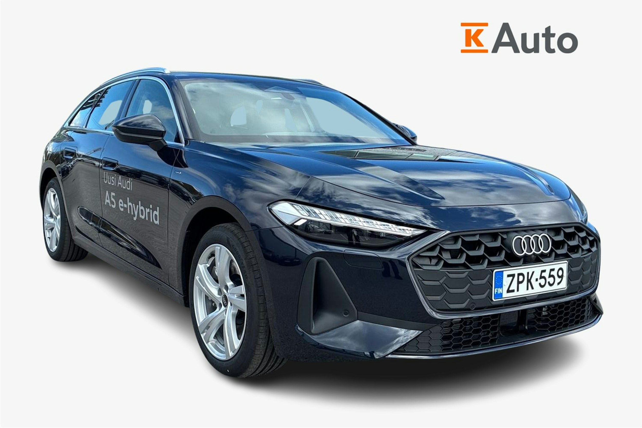 sininen Audi A5 Avant 2025 kuva 16.