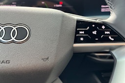 sininen Audi A5 Avant 2025 kuva 30.