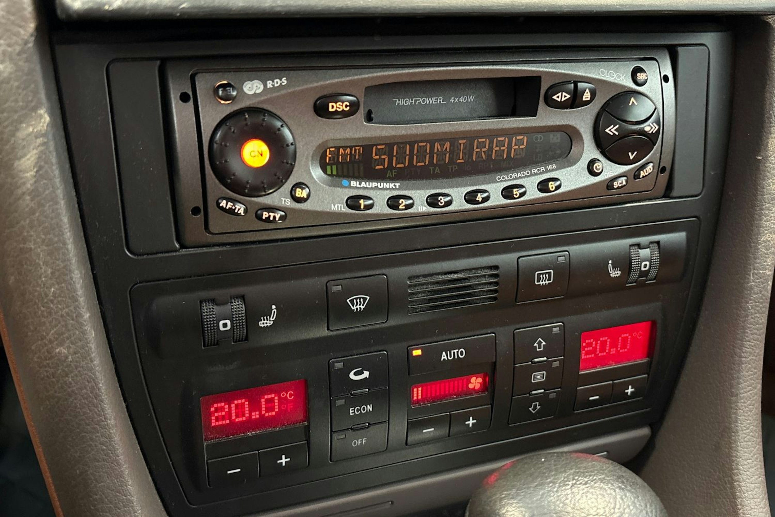 punainen Audi A6 1998 kuva 15.