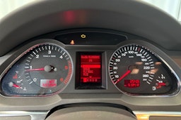 harmaa Audi A6 2004 kuva 18.