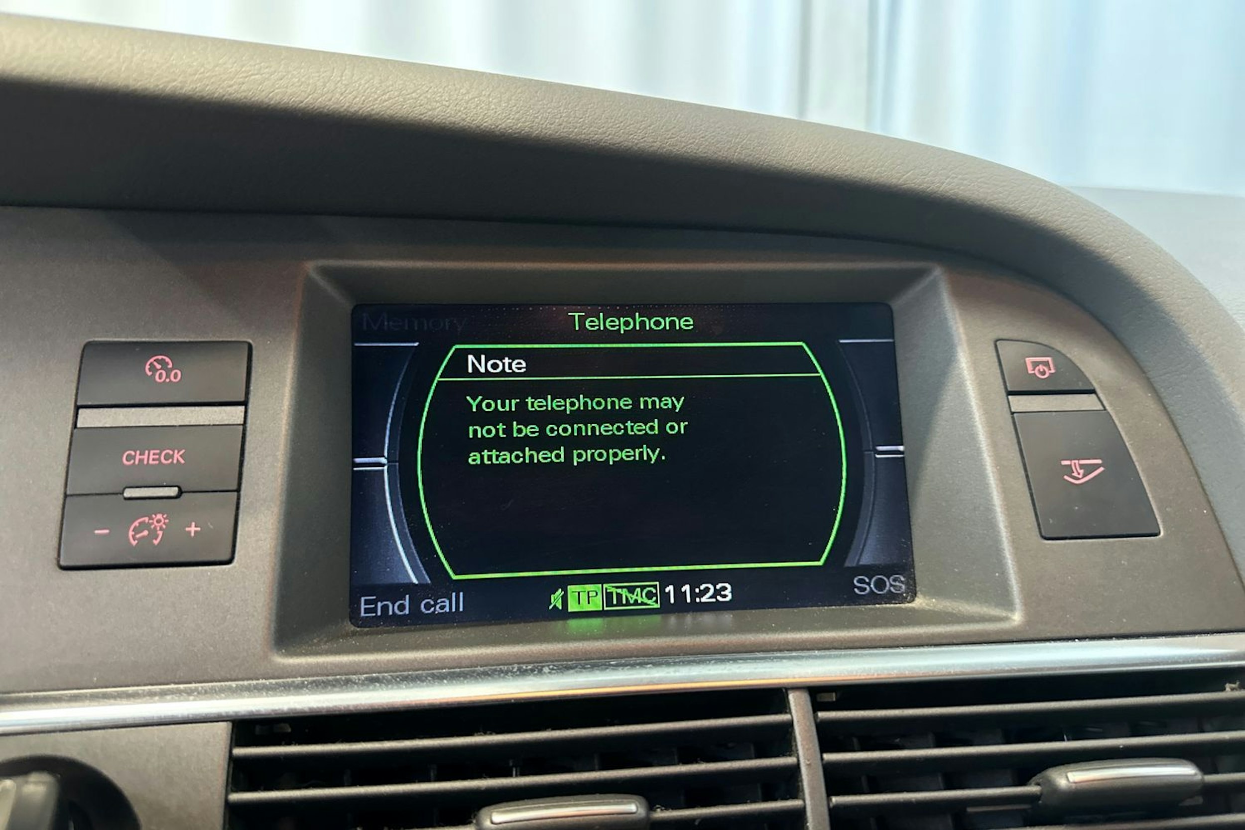 harmaa Audi A6 2004 kuva 23.