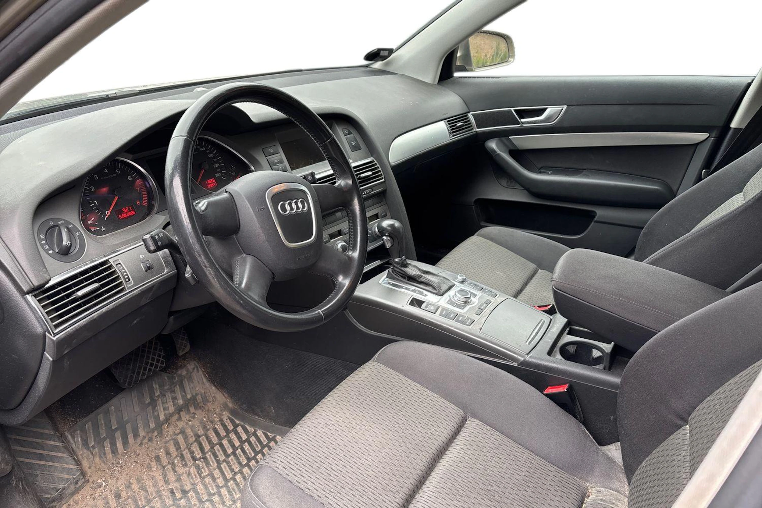 keltainen Audi A6 2005 kuva 3.