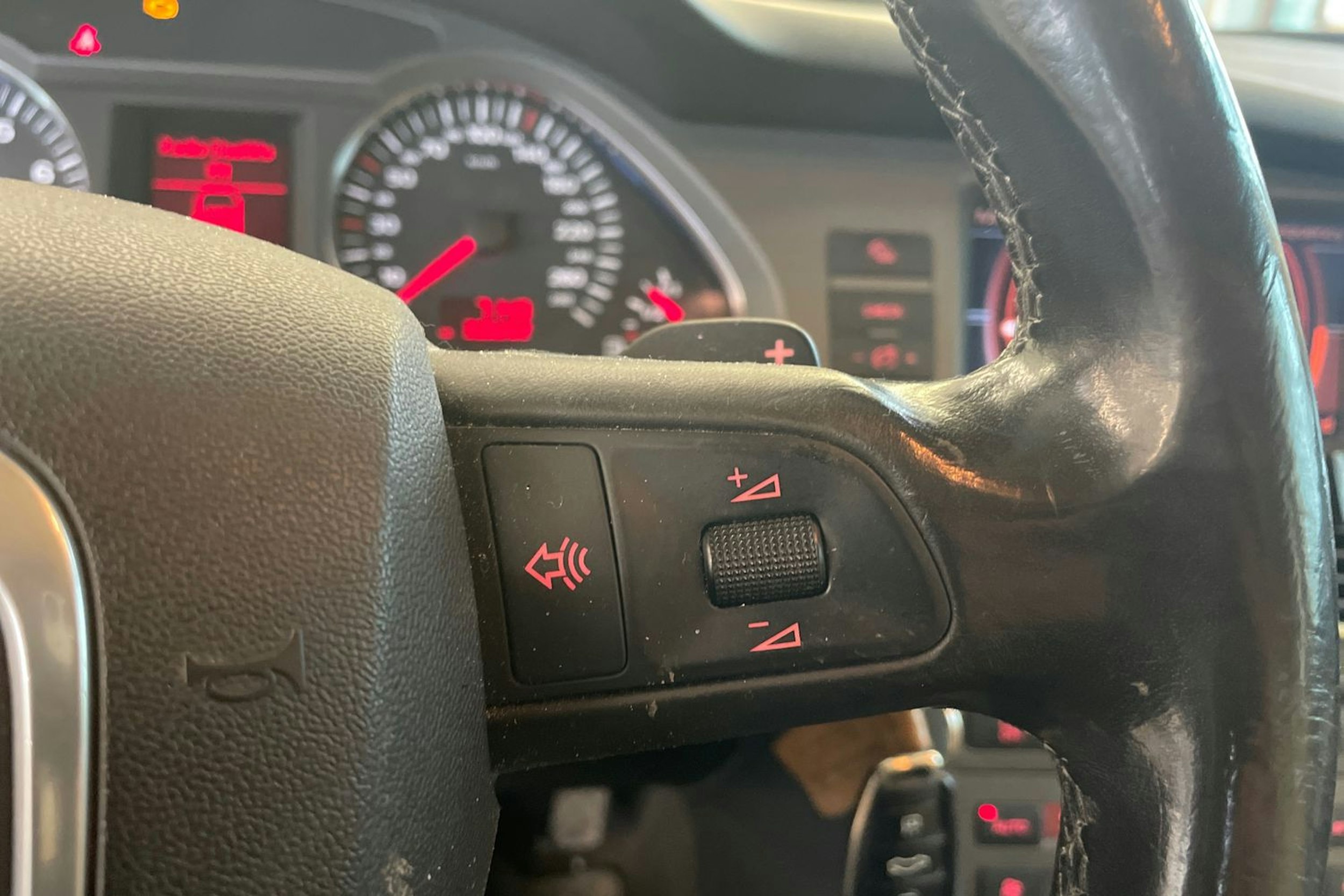 Harmaa Audi A6 2005 kuva 18.