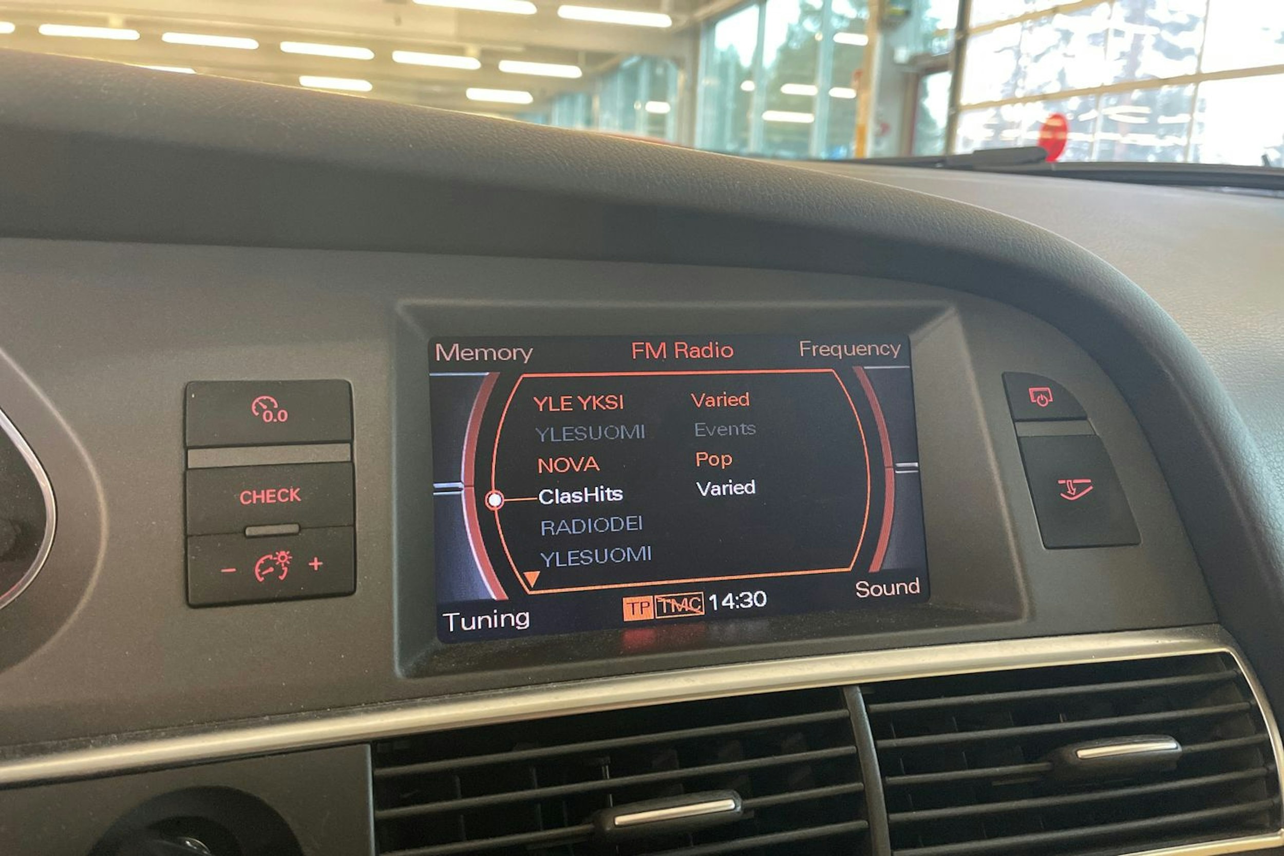 Harmaa Audi A6 2005 kuva 21.