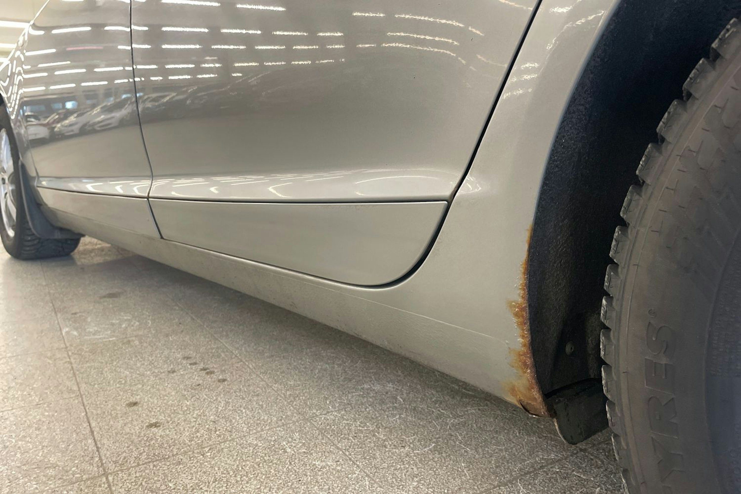 Harmaa Audi A6 2005 kuva 26.