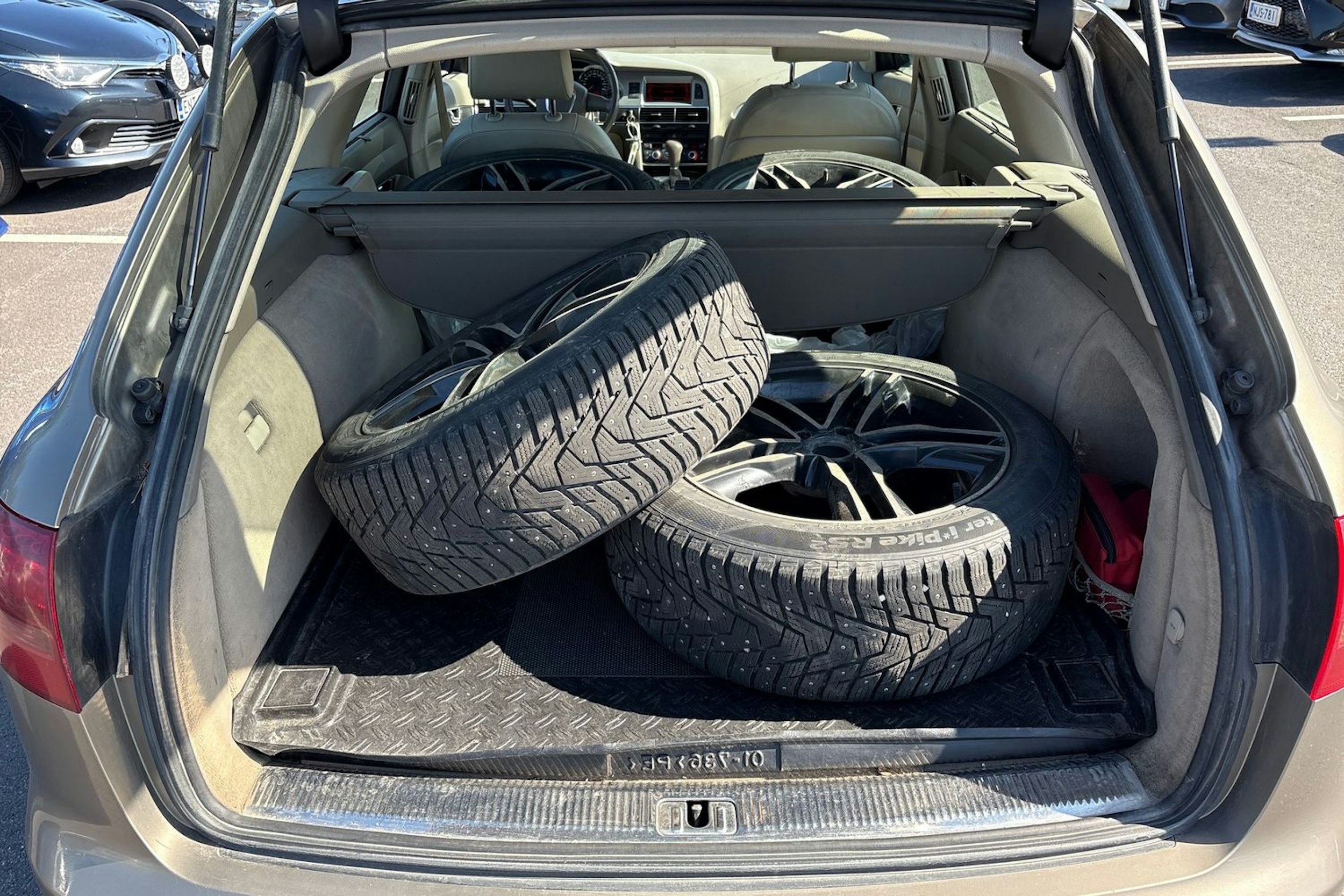 ruskea (beige) Audi A6 2008 kuva 19.