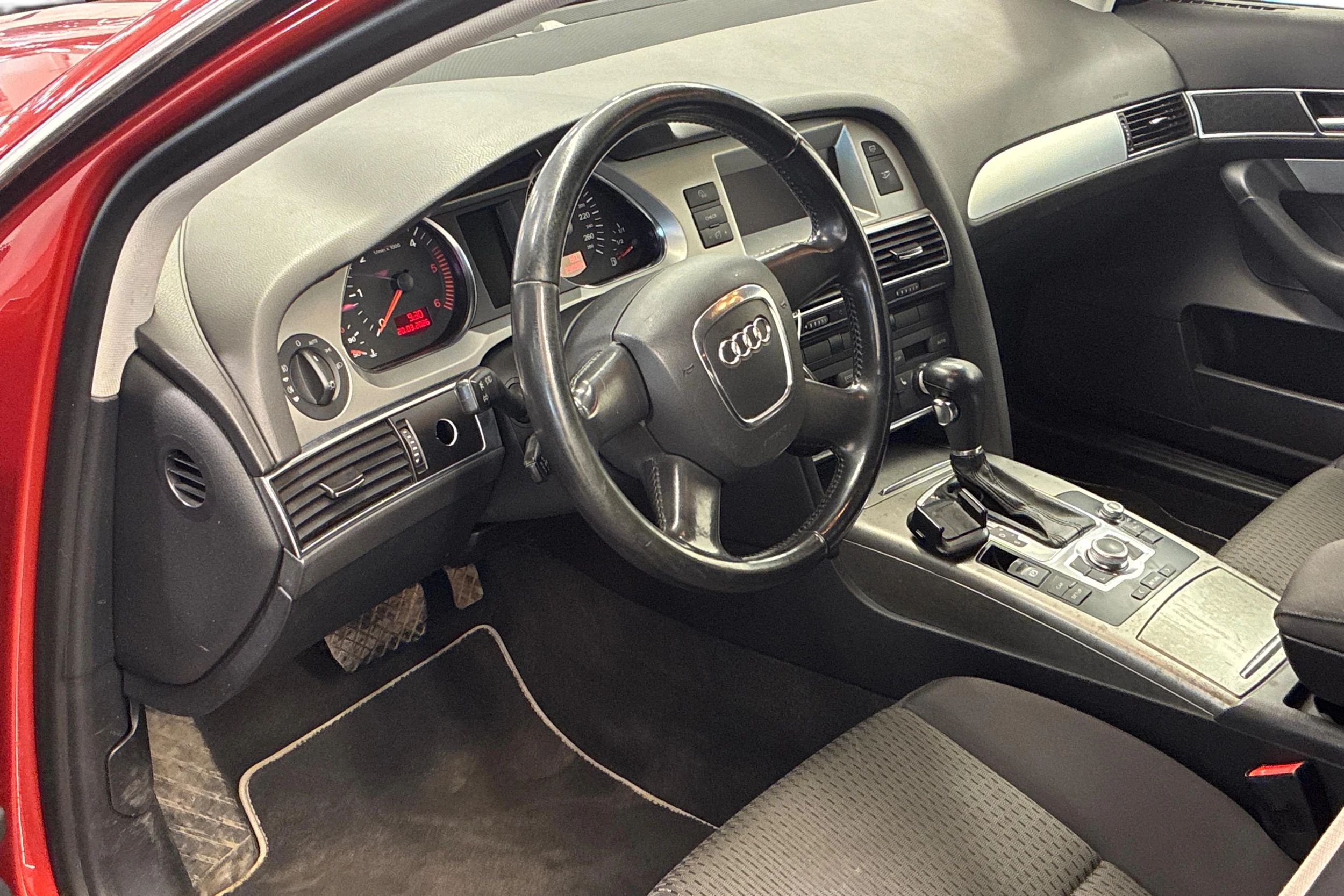 Punainen Audi A6 2008 kuva 6.