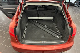 Punainen Audi A6 2008 kuva 11.