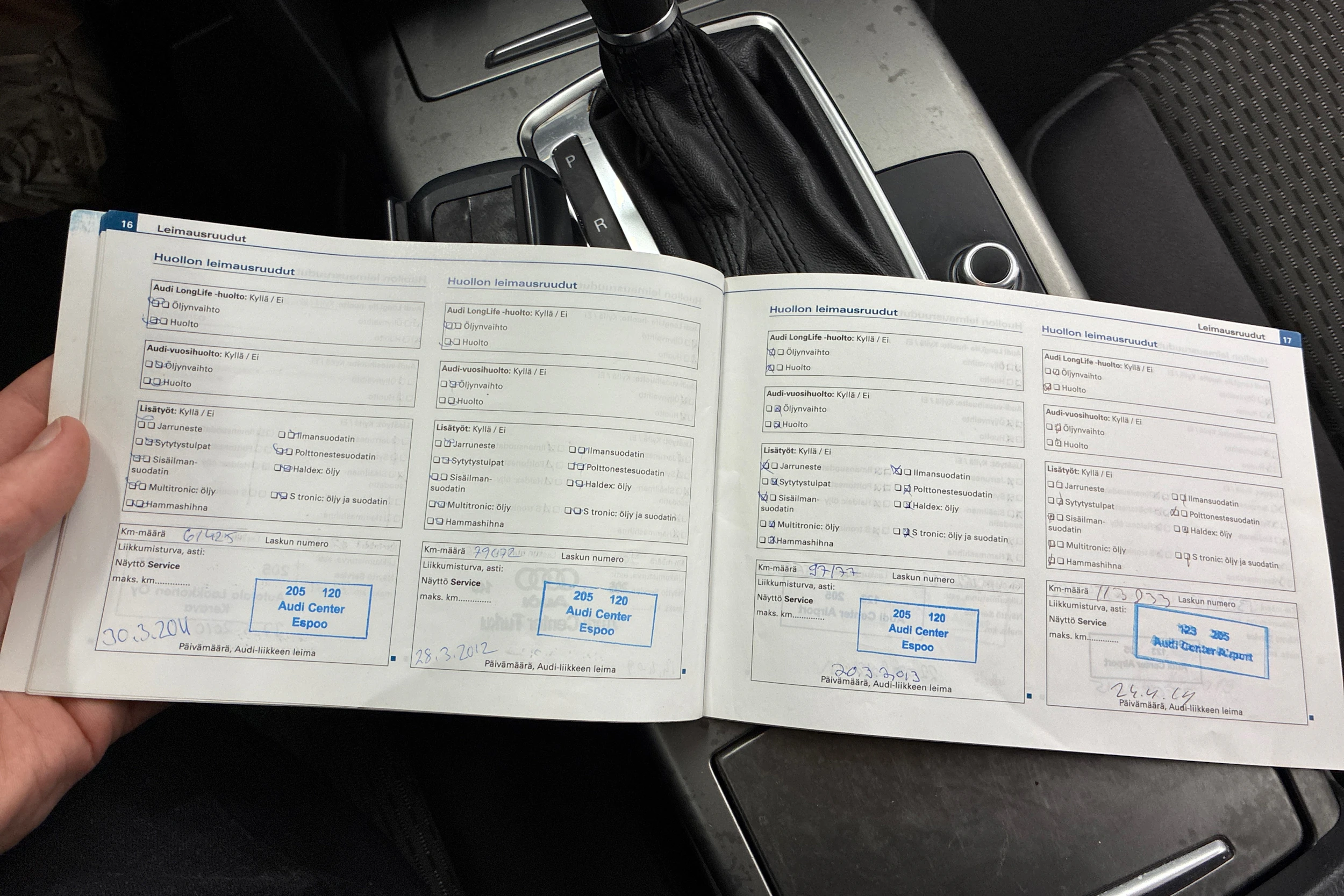 Punainen Audi A6 2008 kuva 24.