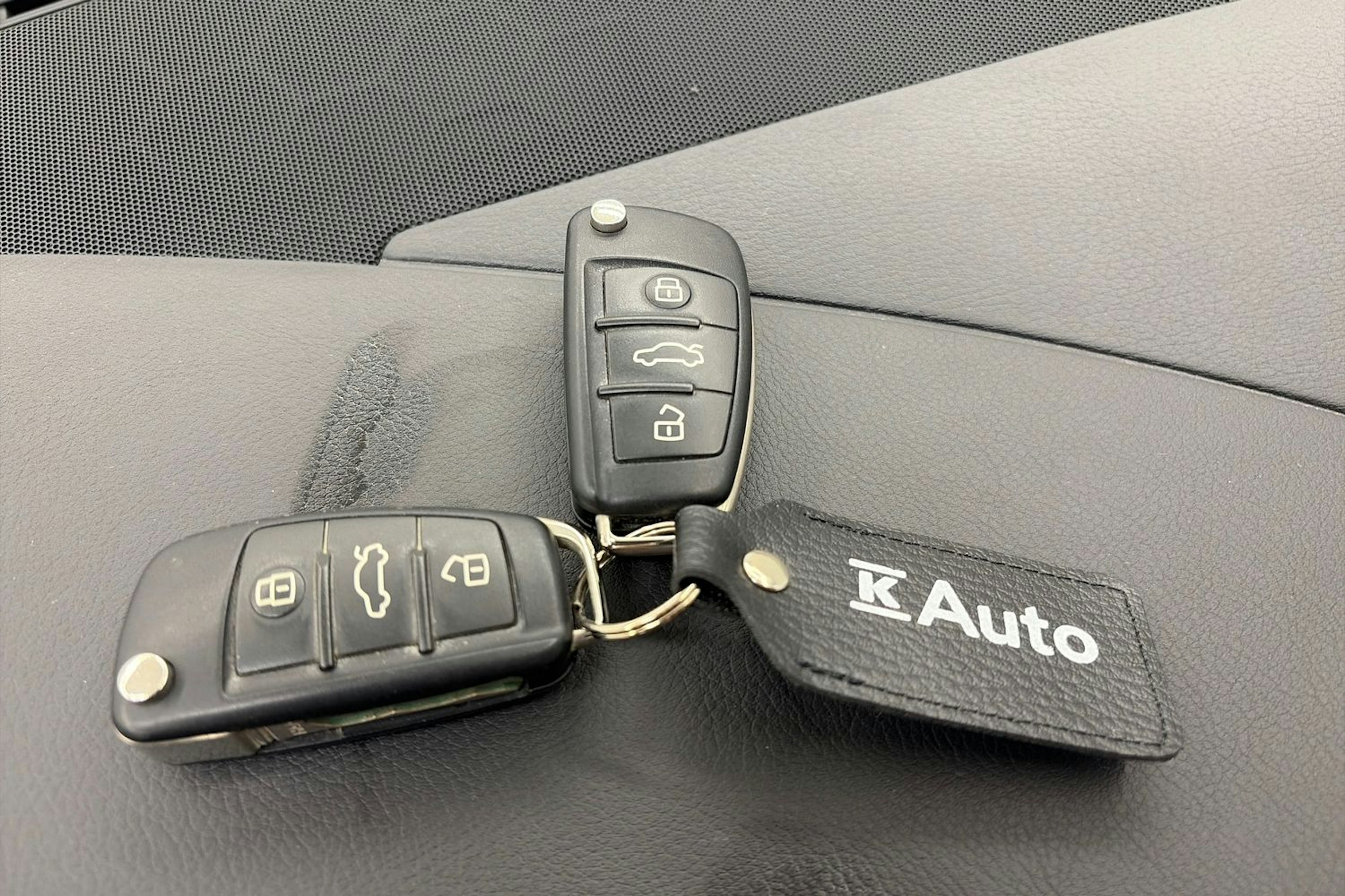 Sininen Audi A6 2008 kuva 23.